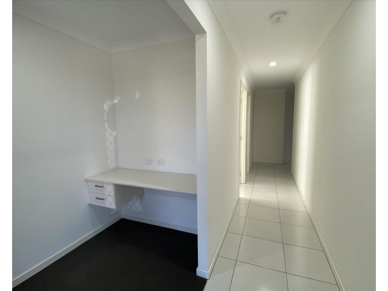 24 Killara Boulevard, Logan Reserve QLD 4133