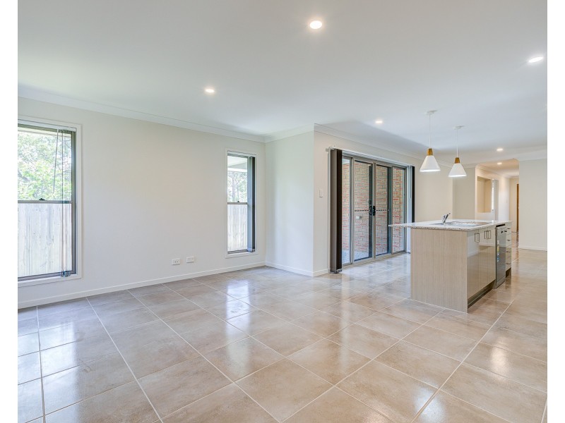 50 Innsbruck Way, Bahrs Scrub QLD 4207