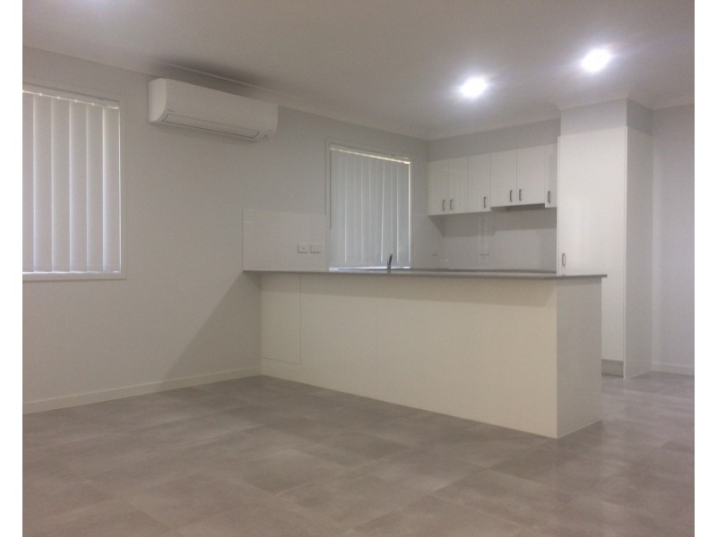 61 Greenwich Avenue, Pimpama QLD 4209