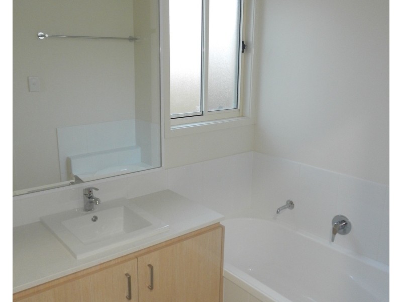 40 Banrock Street, Pimpama QLD 4209