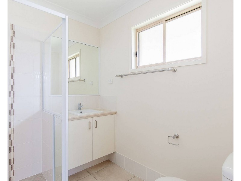 27 Dysart Drive, Holmview QLD 4207