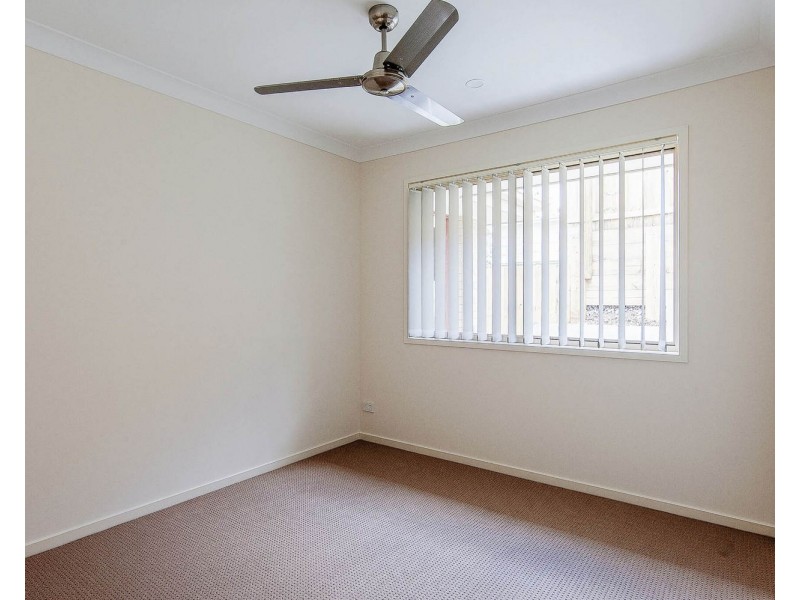 27 Dysart Drive, Holmview QLD 4207
