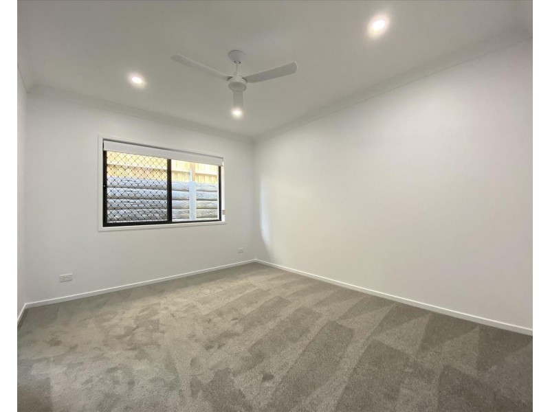 16 Lauenstein Crescent, Pimpama QLD 4209