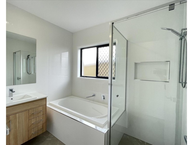 16 Lauenstein Crescent, Pimpama QLD 4209