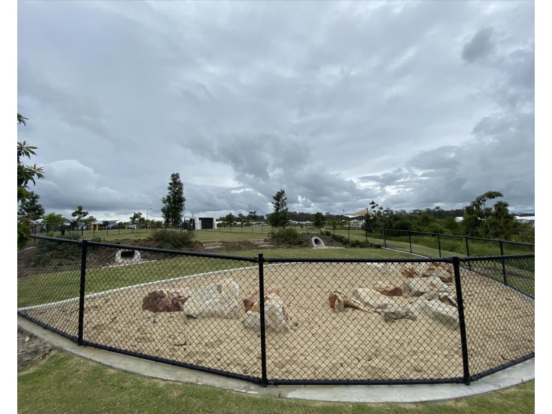 16 Lauenstein Crescent, Pimpama QLD 4209