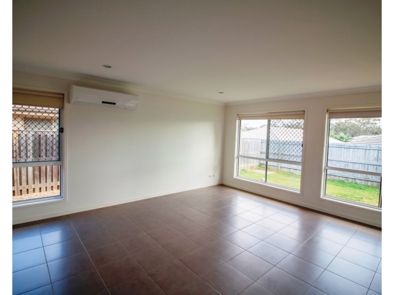 16 Collingrove Circuit, Pimpama QLD 4209