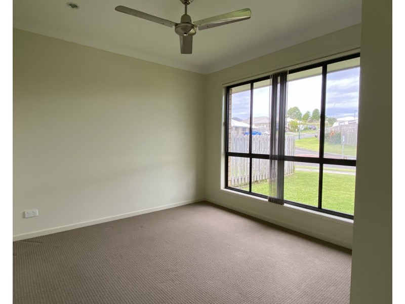 12 Sunstone Avenue, Pimpama QLD 4209