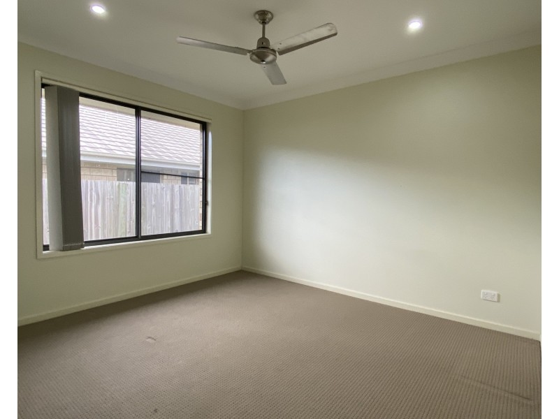 12 Sunstone Avenue, Pimpama QLD 4209