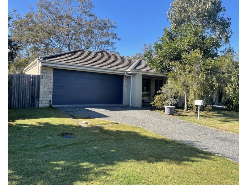 11 Sandalwood Drive, Pimpama QLD 4209