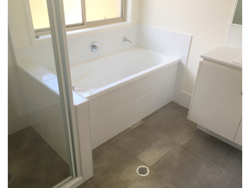 11 Sandalwood Drive, Pimpama QLD 4209