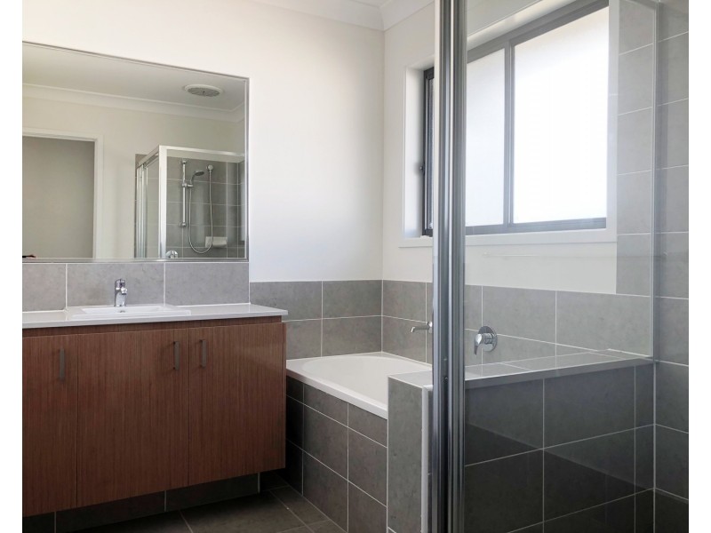 30 Jeremy Street, Coomera QLD 4209