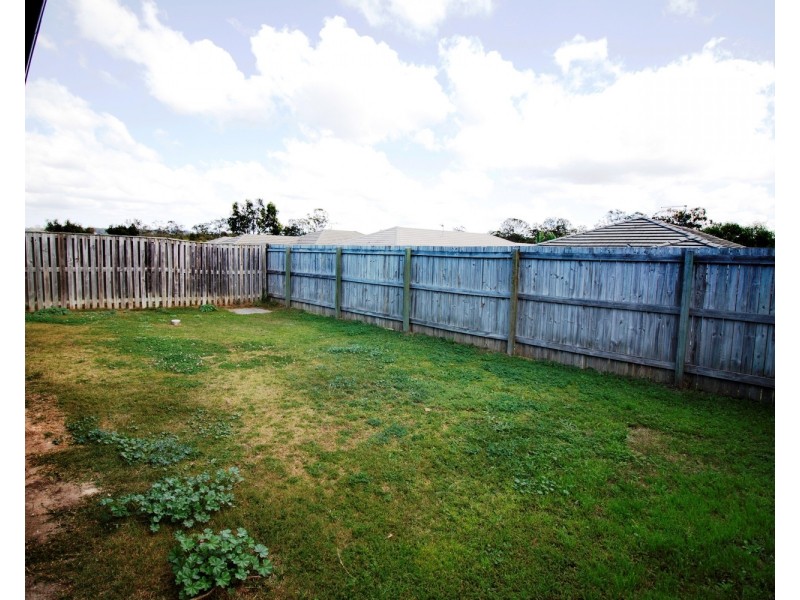 16 Collingrove Circuit, Pimpama QLD 4209