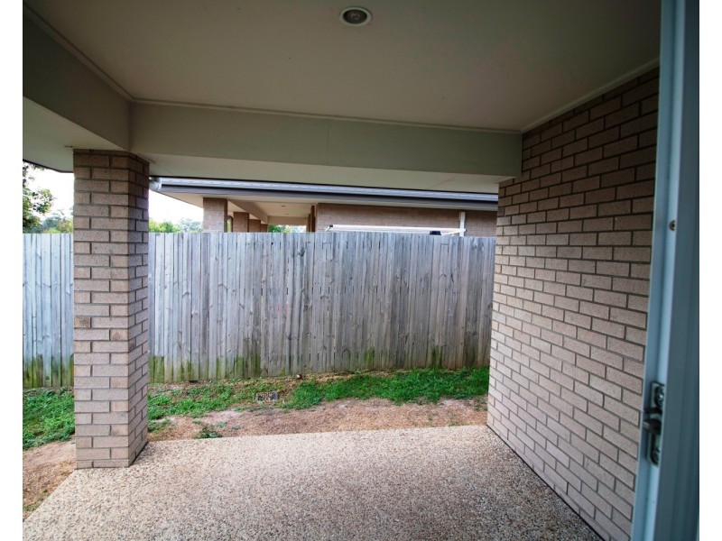 16 Collingrove Circuit, Pimpama QLD 4209