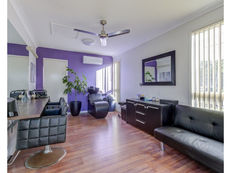 21 Ashgrove Avenue, Runaway Bay QLD 4216