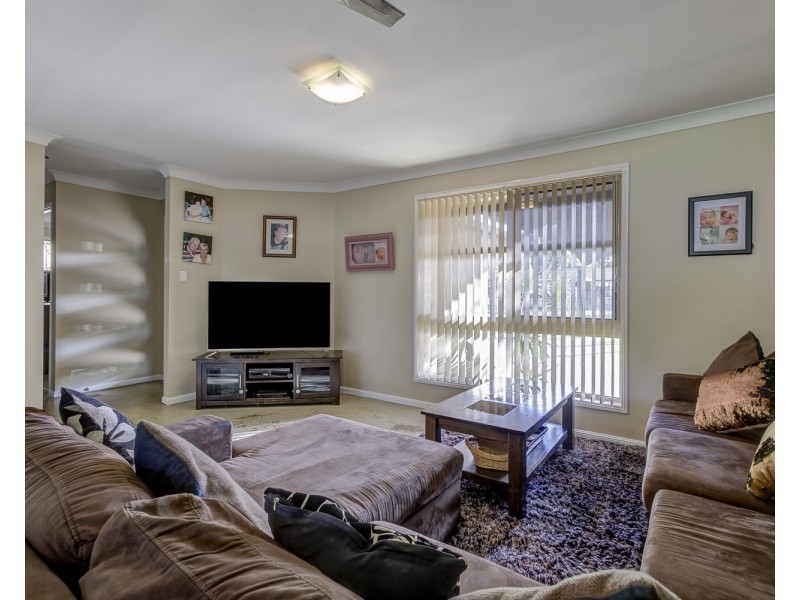 21 Ashgrove Avenue, Runaway Bay QLD 4216