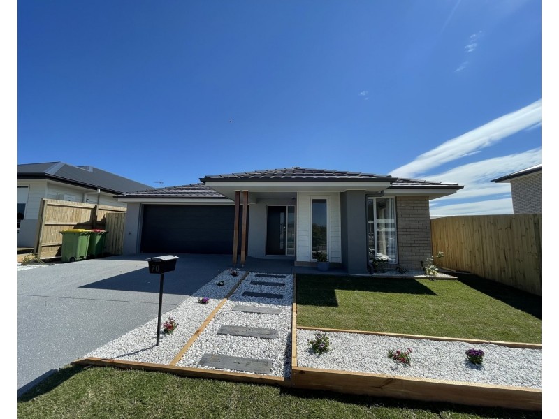 70 Village Boulevard, Pimpama QLD 4209