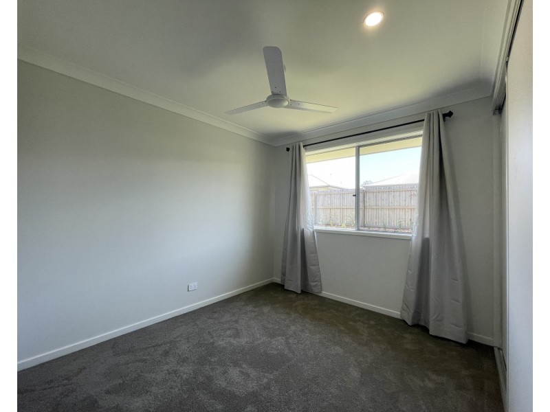 70 Village Boulevard, Pimpama QLD 4209