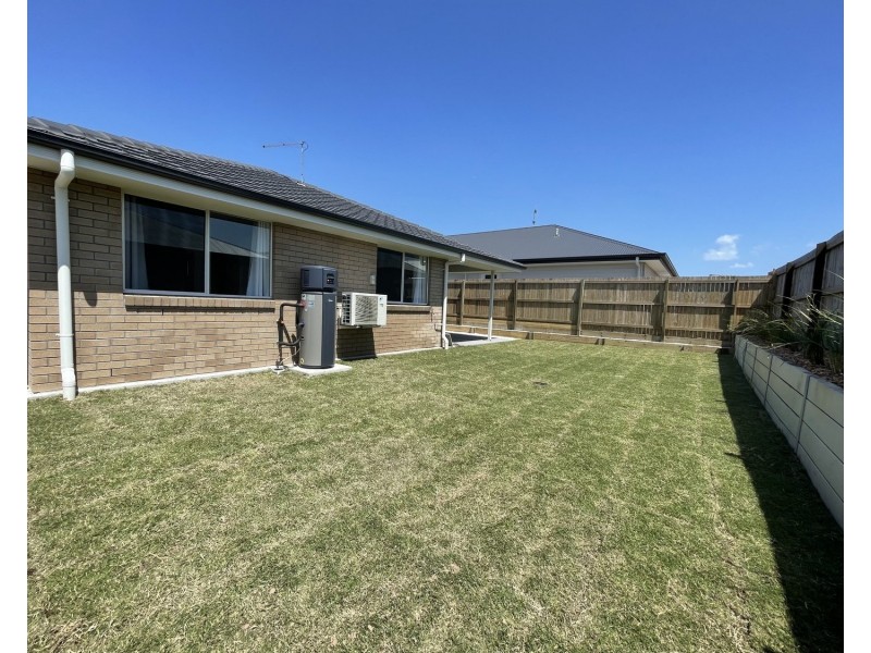 70 Village Boulevard, Pimpama QLD 4209