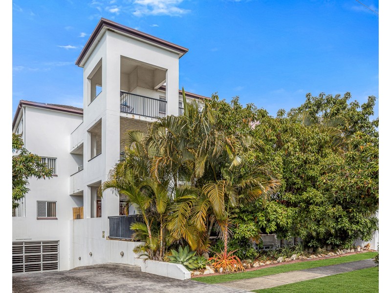 1/97 Muir Street, Labrador QLD 4215