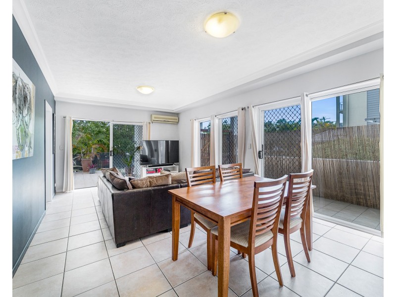 1/97 Muir Street, Labrador QLD 4215