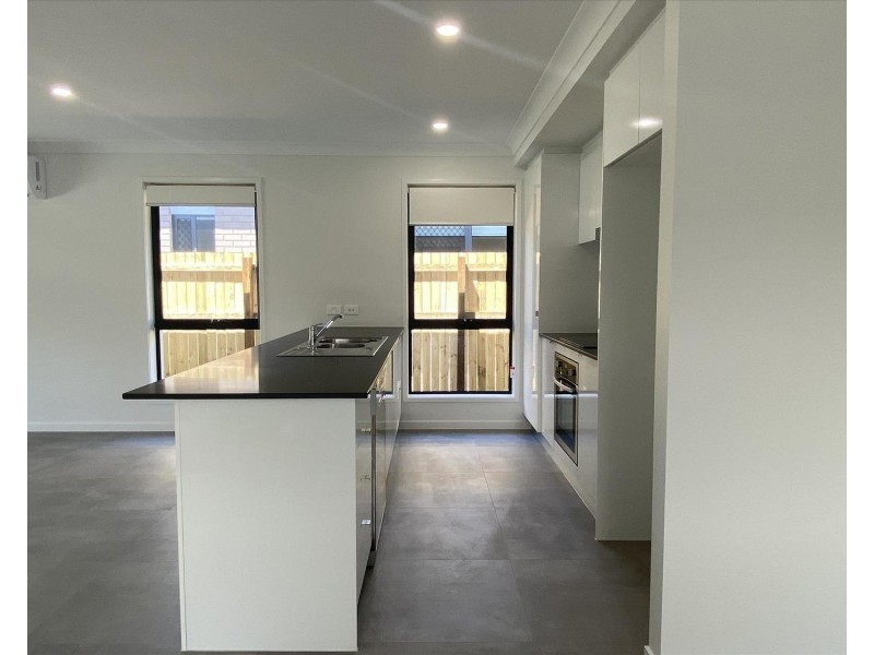 59 Sawmill Drive, Greenbank QLD 4124