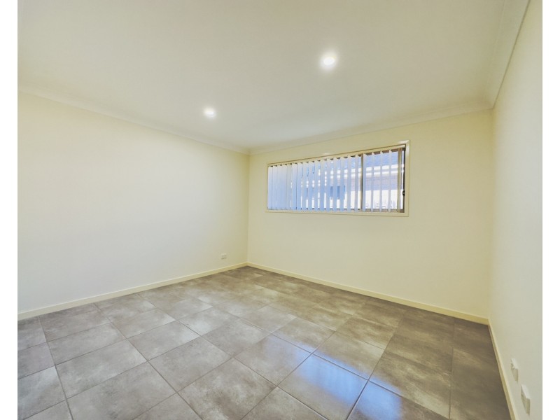 104 Fountain Street, Pimpama QLD 4209