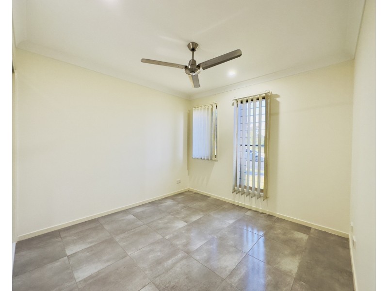 104 Fountain Street, Pimpama QLD 4209