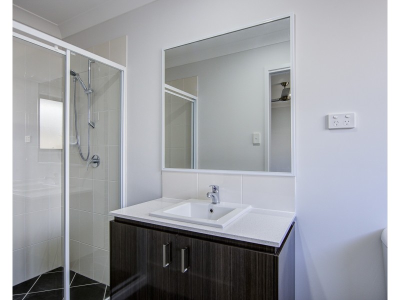 67 Fountain Street, Pimpama QLD 4209