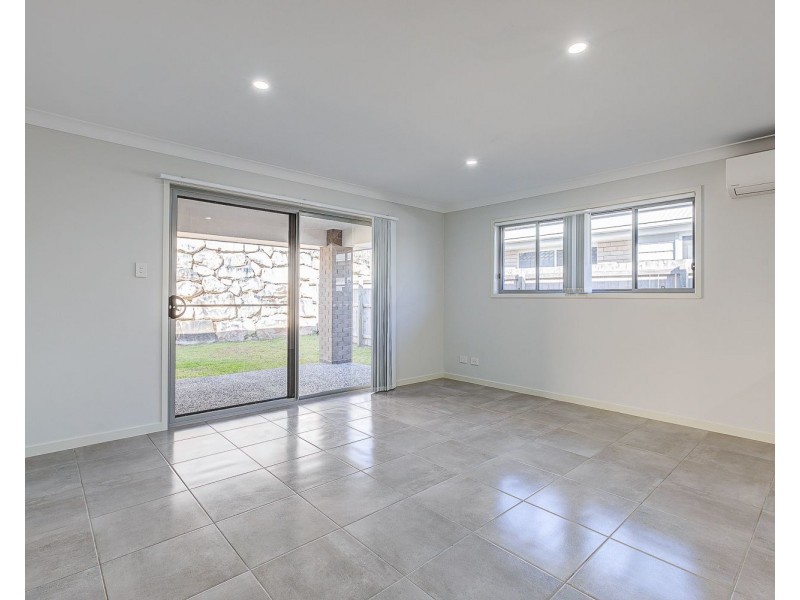 64 Brookfield Street, Pimpama QLD 4209