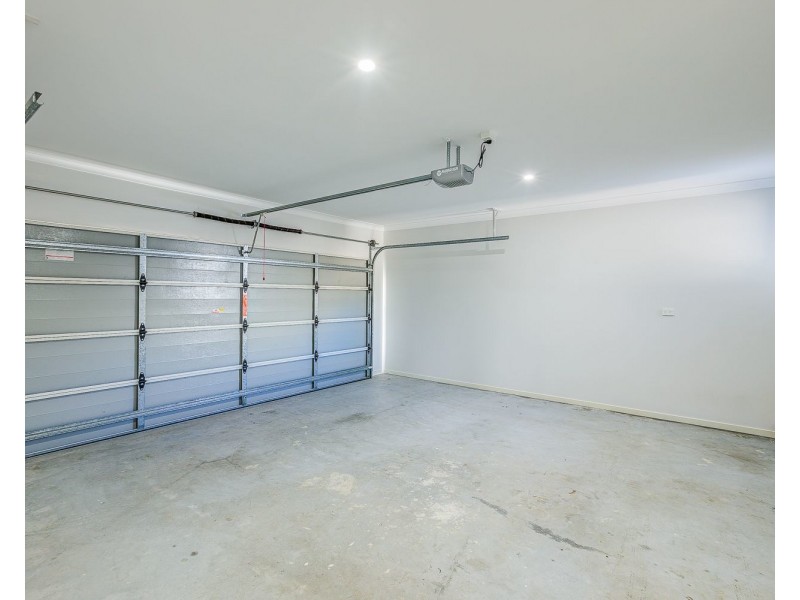 64 Brookfield Street, Pimpama QLD 4209