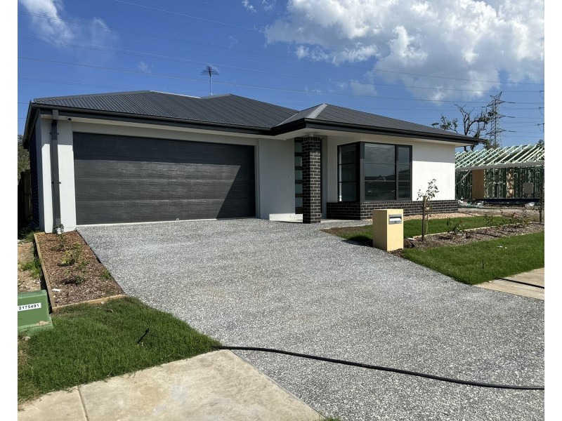 39 Sawmill Drive, Greenbank QLD 4124