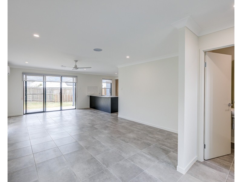 12 Byfield Place, Yarrabilba QLD 4207