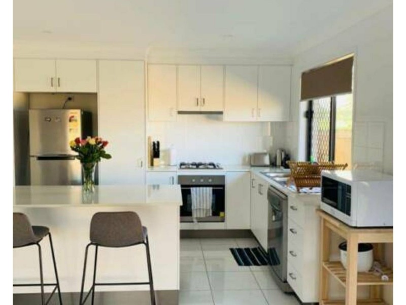 81 Fairbourne Terrace, Pimpama QLD 4209