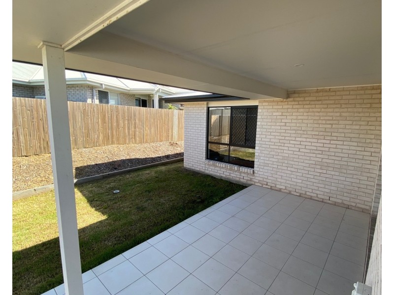 81 Fairbourne Terrace, Pimpama QLD 4209