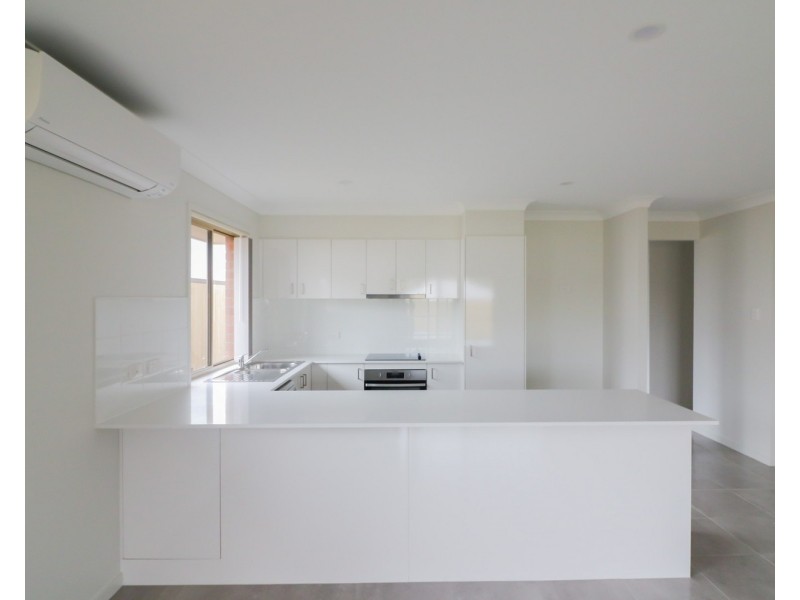 38 Jeremy Street, Coomera QLD 4209