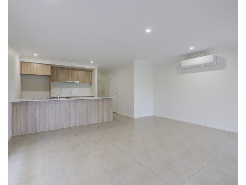 1/44  Richenda Street, Ormeau Hills QLD 4208