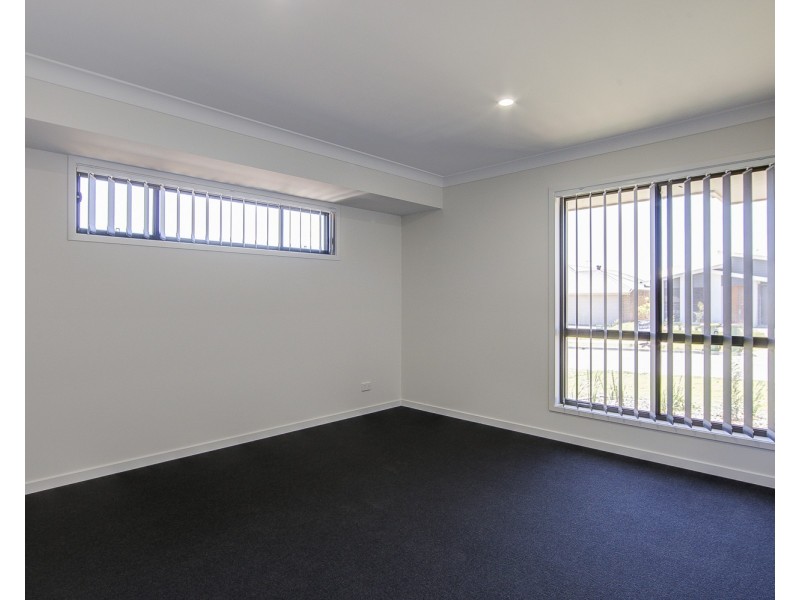 18 Steves Way, Coomera QLD 4209