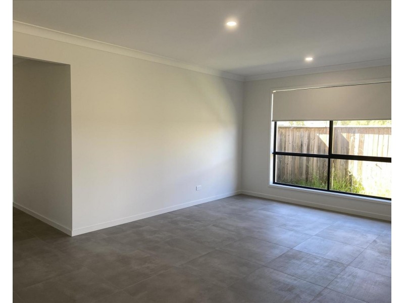 48 Hyde Drive, Yarrabilba QLD 4207