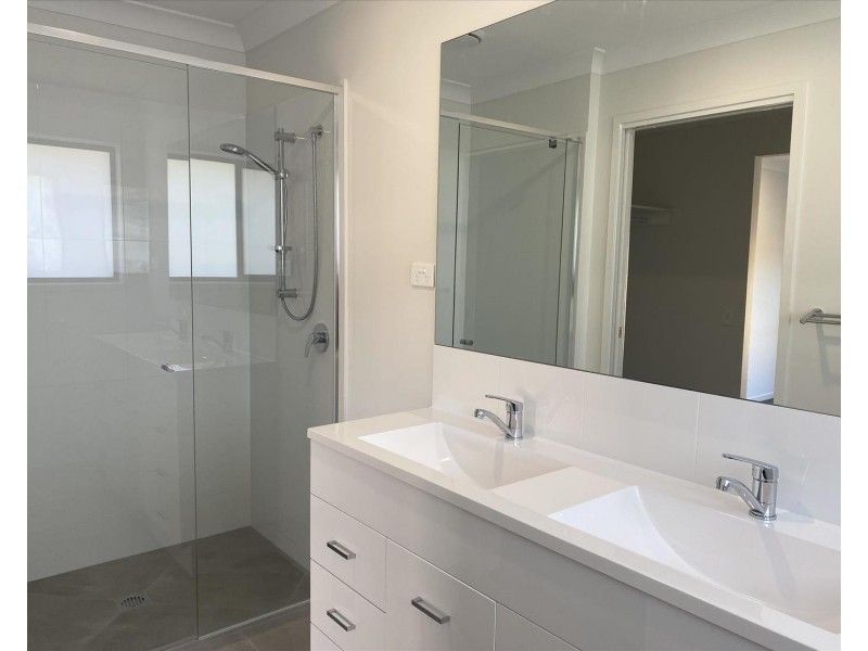 48 Hyde Drive, Yarrabilba QLD 4207