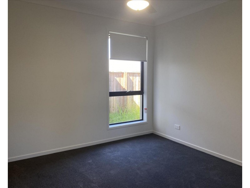 48 Hyde Drive, Yarrabilba QLD 4207