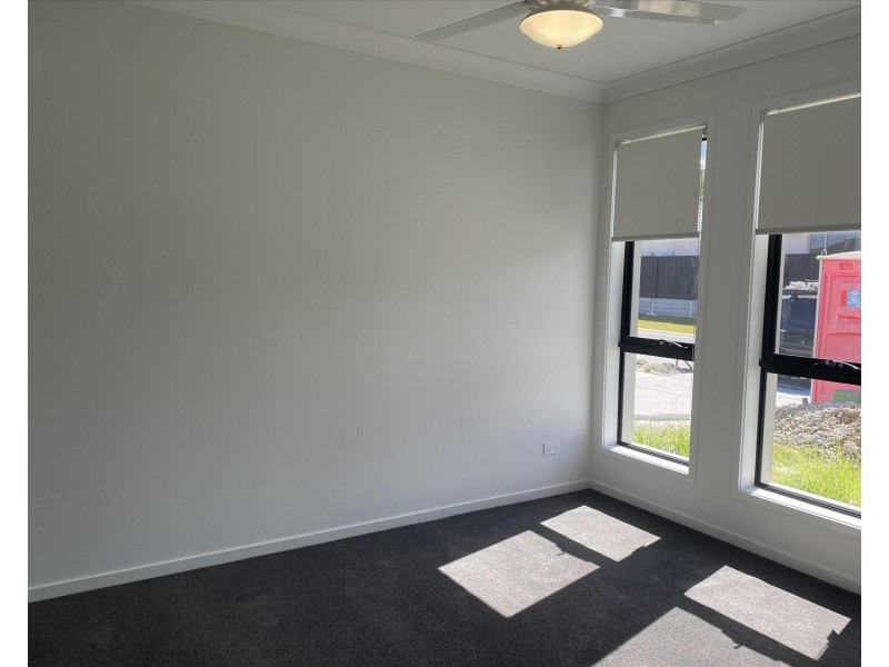 48 Hyde Drive, Yarrabilba QLD 4207