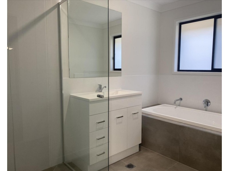 48 Hyde Drive, Yarrabilba QLD 4207