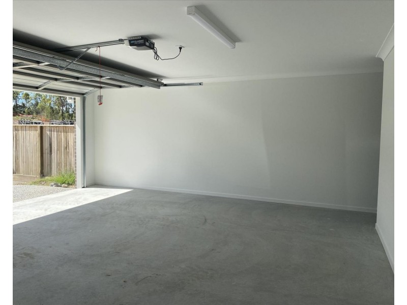 48 Hyde Drive, Yarrabilba QLD 4207