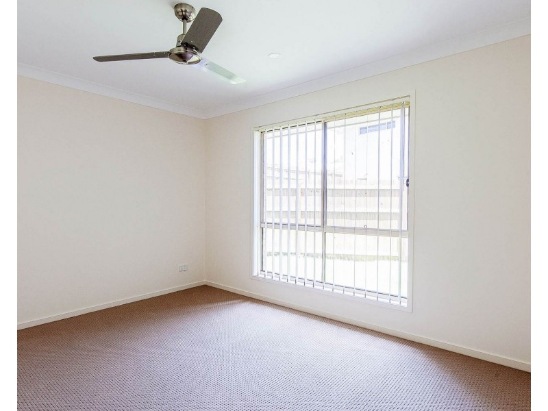 27 Dysart Drive, Holmview QLD 4207