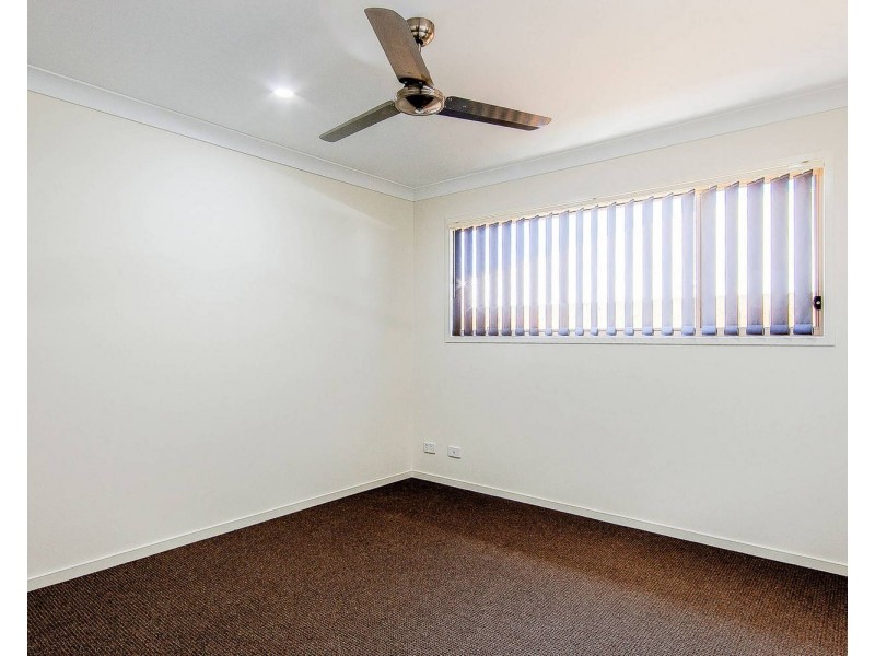 26 Dysart Drive, Holmview QLD 4207