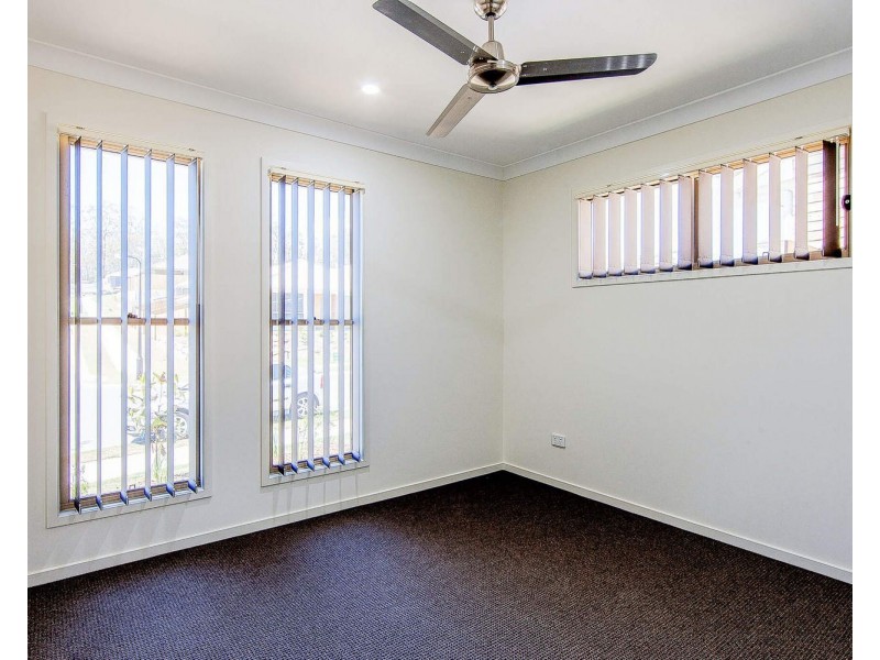 26 Dysart Drive, Holmview QLD 4207
