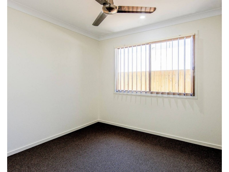 26 Dysart Drive, Holmview QLD 4207