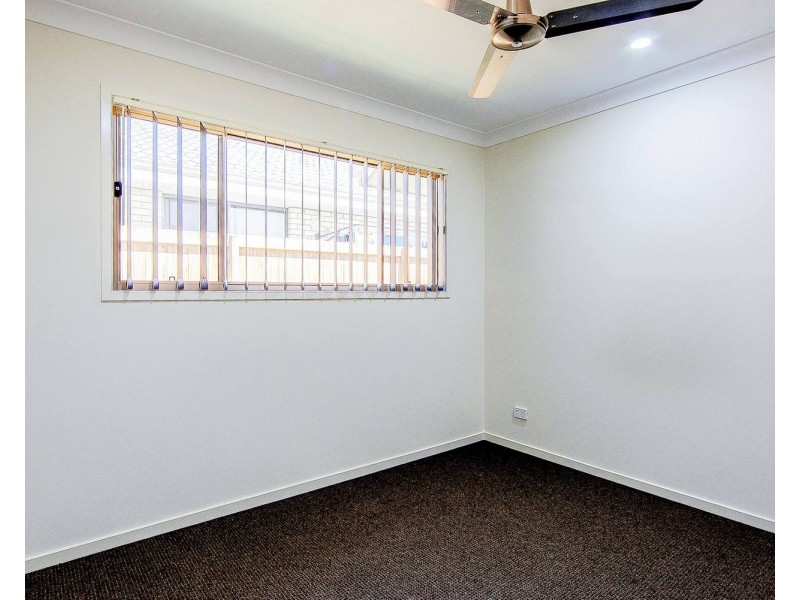 26 Dysart Drive, Holmview QLD 4207