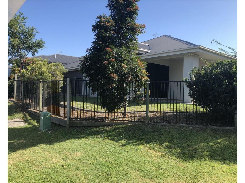 1/20 Alessandra Circuit, Coomera QLD 4209