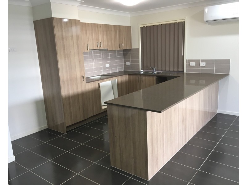 8 Liberty Rise, Coomera QLD 4209